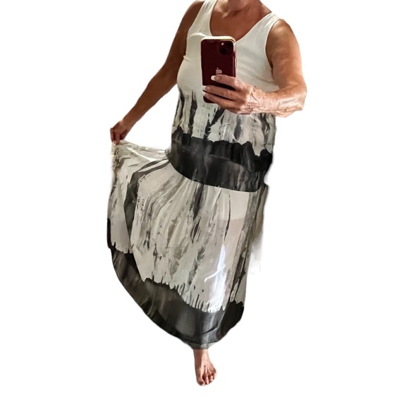 Tie dye and sequins! Soft,flowing & layered Maxi 2 piece by impulse! - Picture 4 of 12